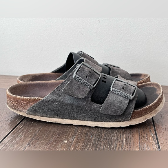 Birkenstock Arizona Grey Suede Sandals Soft Footbed size 38 Women’s size 7 - Picture 6 of 9